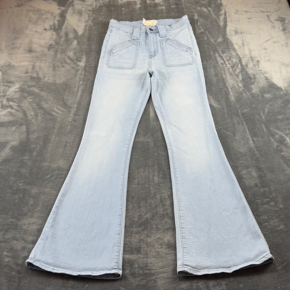 Altar'd State Womens Light Wash High Rise Patch Pocket Flare Jeans Size 27/5